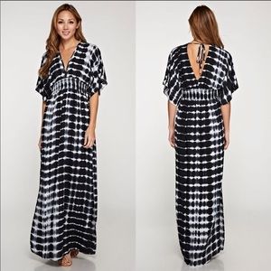 Gorgeous Tie-Dye Maxi Dress In Black or Fuchsia!